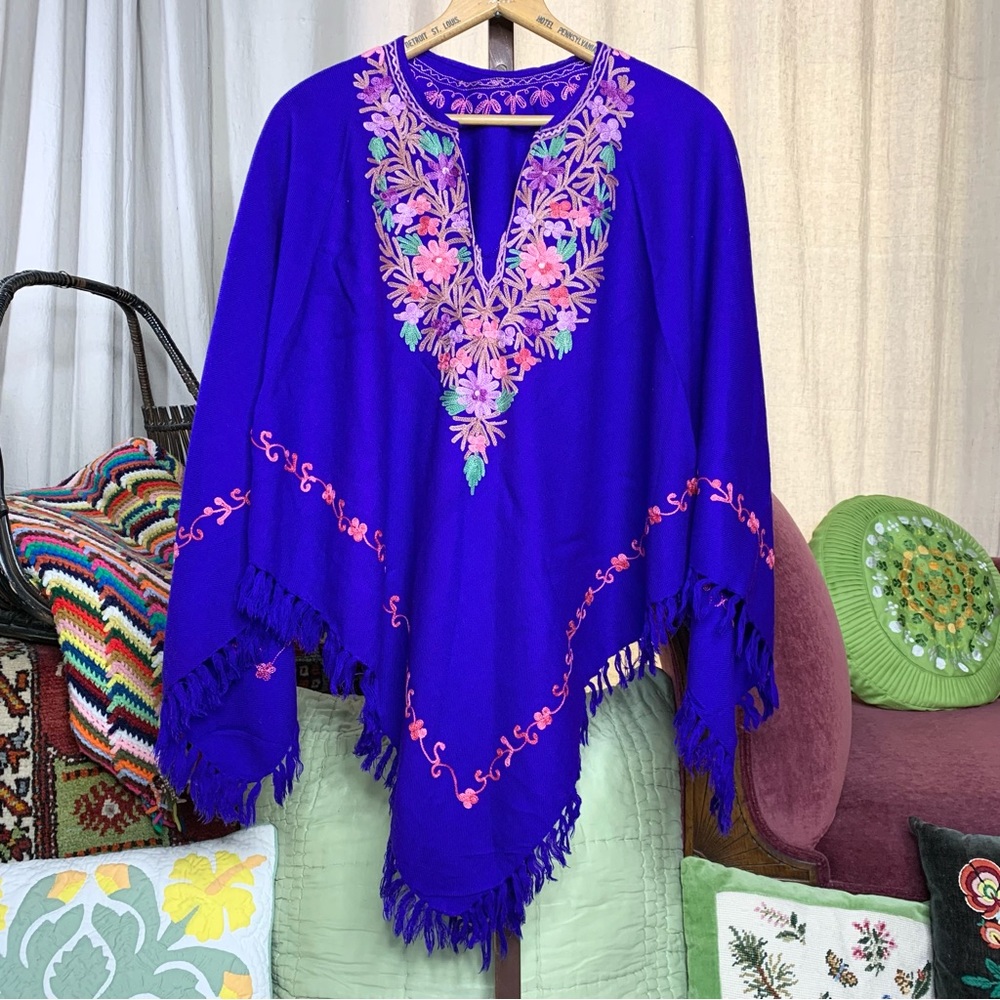Embroidered Poncho - Picture 2 of 7